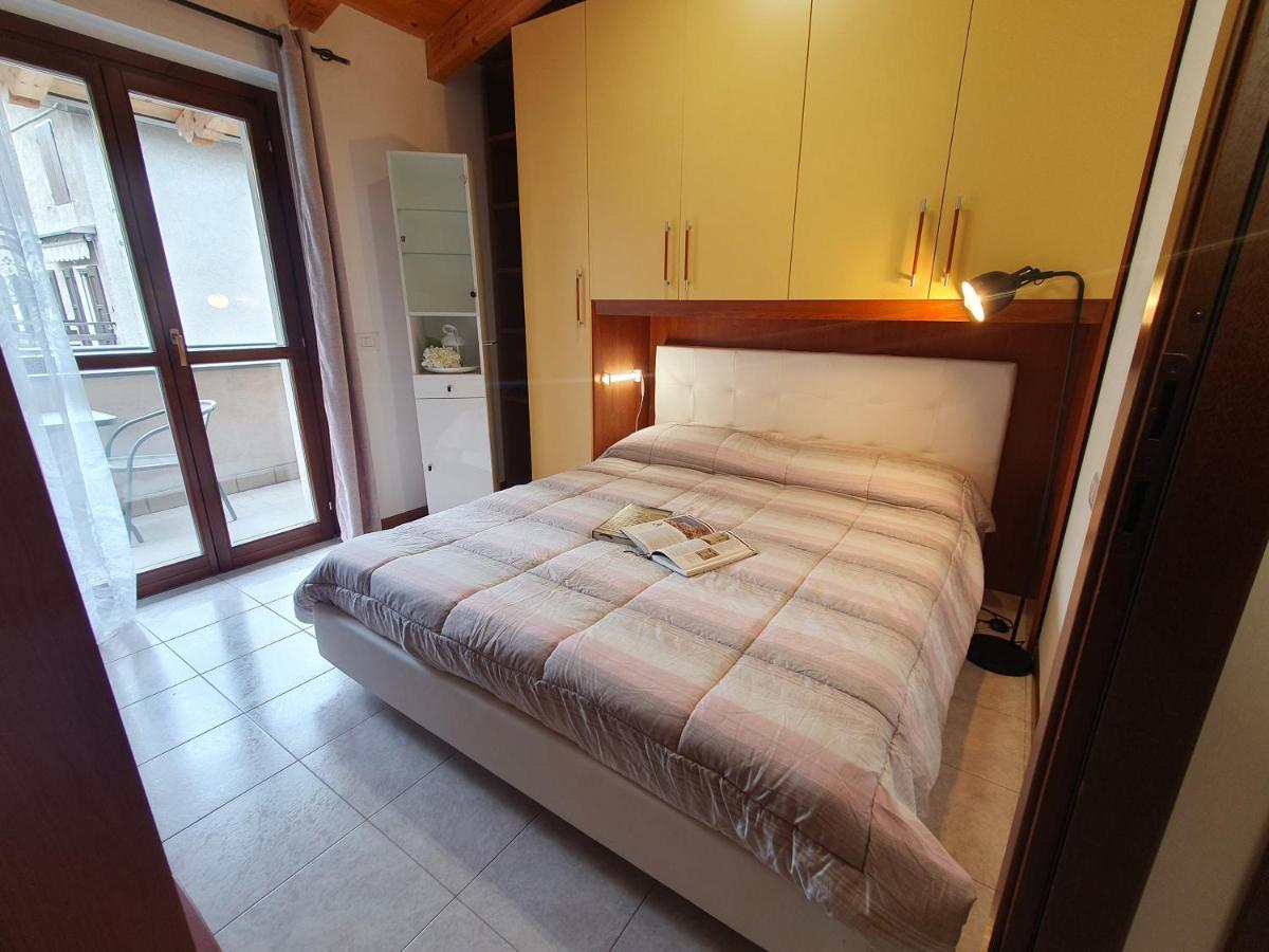 Apartment L'Archetto And Villetta Gruber - Regarda Travel Lazise Kültér fotó