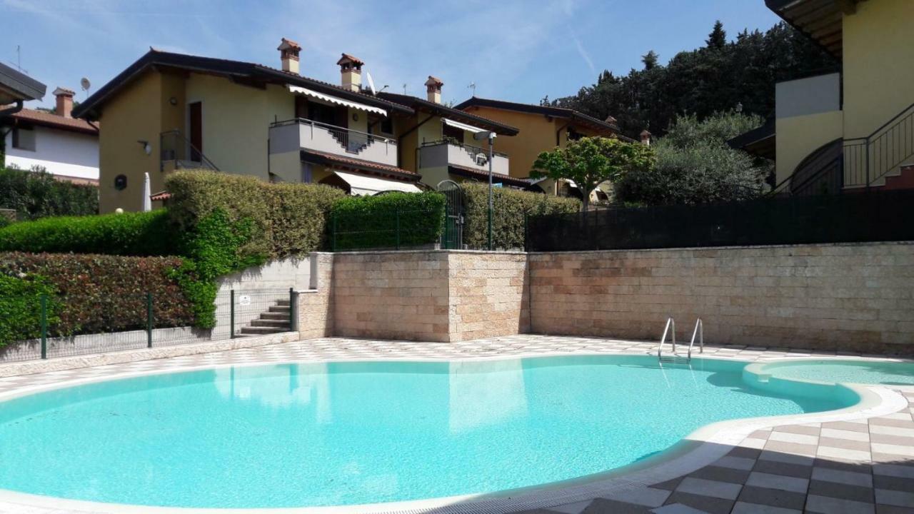 Apartment L'Archetto And Villetta Gruber - Regarda Travel Lazise Kültér fotó